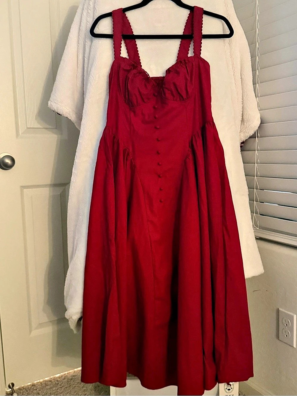 Cider Red Midi Dress Size Medium New